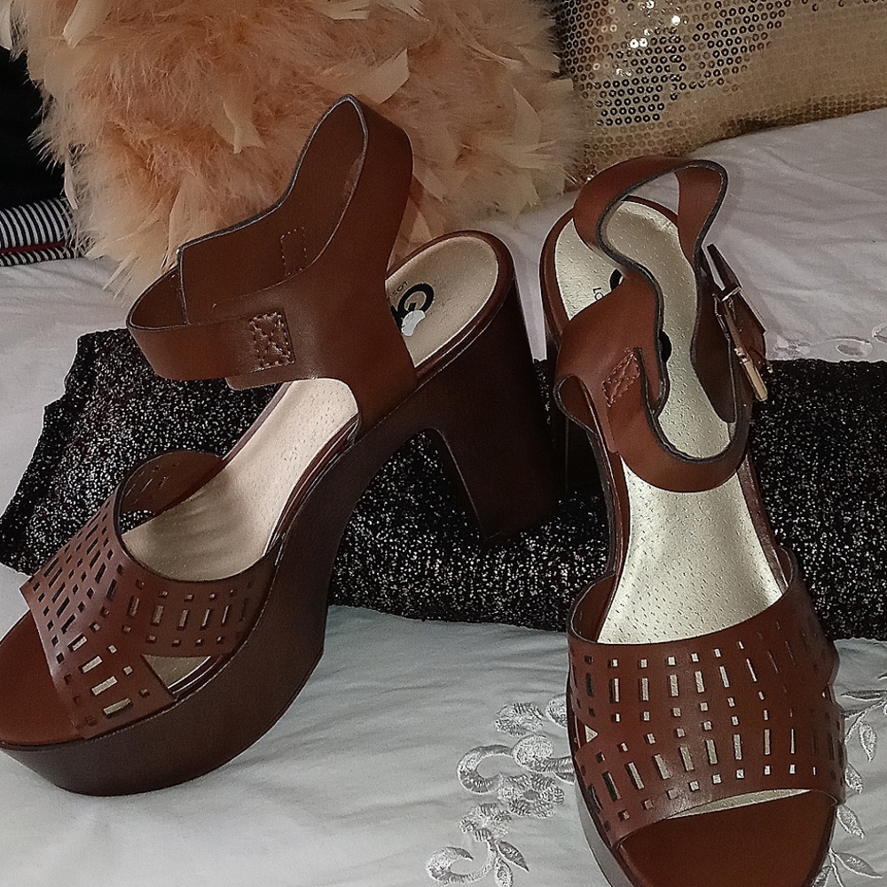GBG Sandals